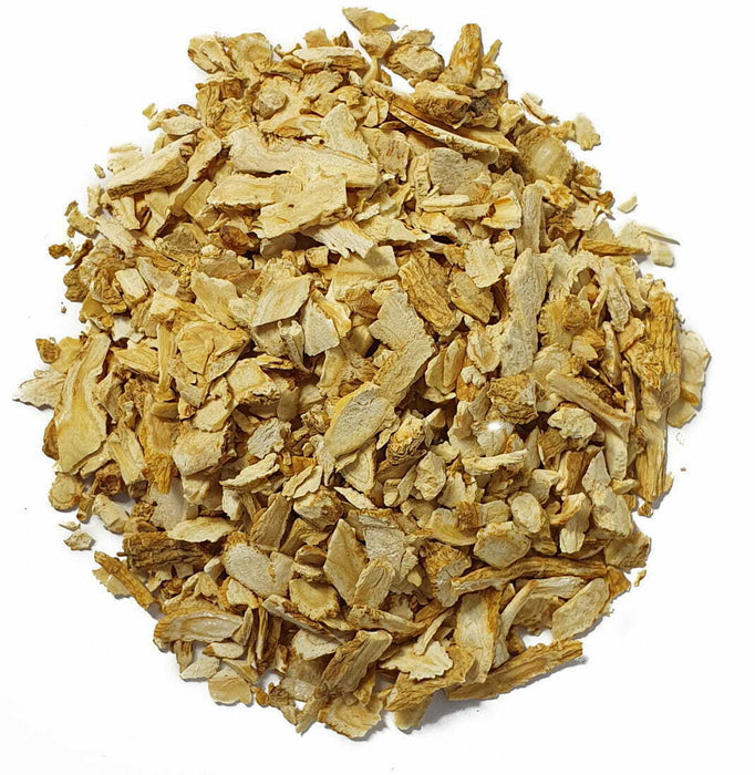 Morceaux séchés de ginseng américain, Panax quinquefolius, un complément parfait pour vos mélanges de thé maison.